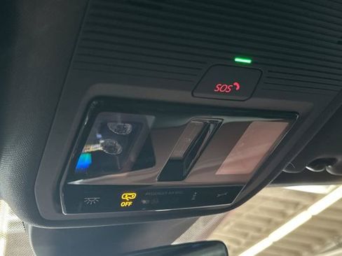 Used 2022 Volkswagen ID.4 Pro S image 38