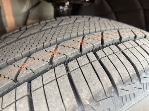 New 2025 Nissan Murano SL image 12