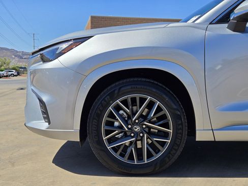 New 2026 Lexus TX 350 FWD image 5