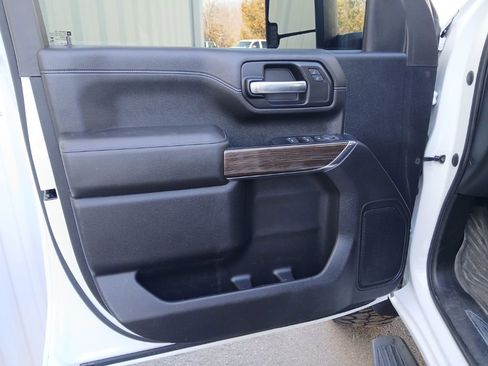 Used 2023 Chevrolet Silverado 2500 LT w/ Convenience Package image 31