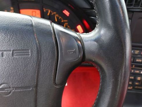 Used 1992 Chevrolet Corvette Coupe RWD image 24