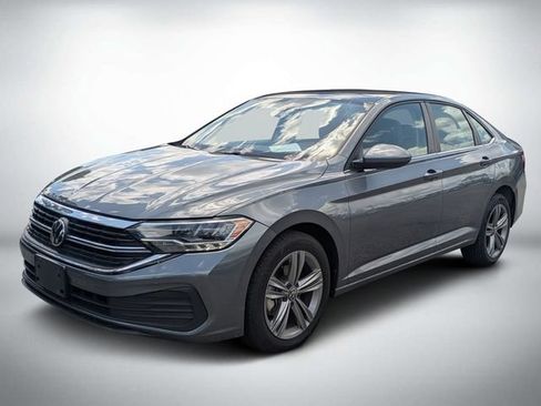 Used 2024 Volkswagen Jetta SE FWD image 8