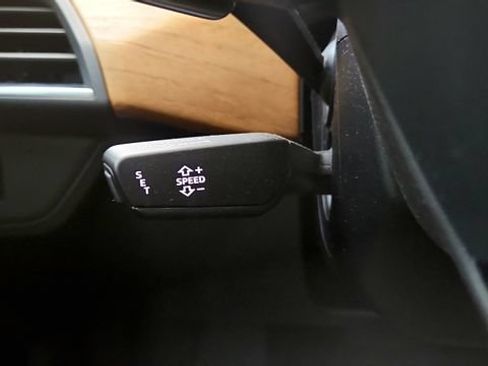 Used 2023 Audi e-tron GT Premium Plus AWD/4WD image 57