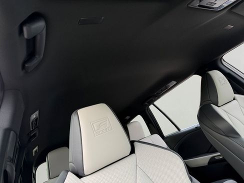 New 2026 Lexus TX 500h AWD image 4