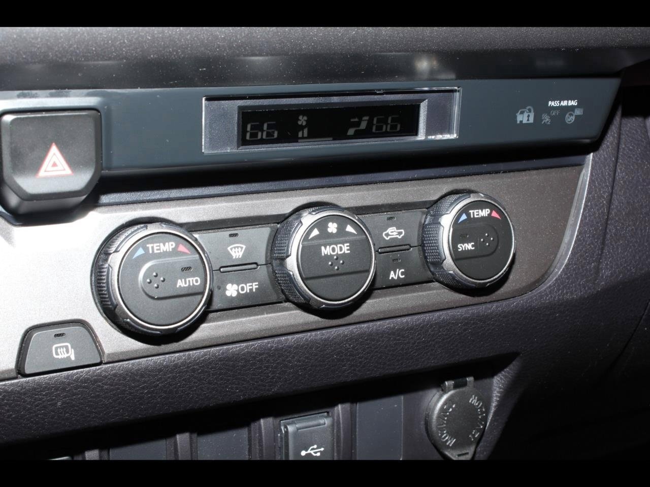 Used 2021 Toyota Tacoma SR5 RWD image 26