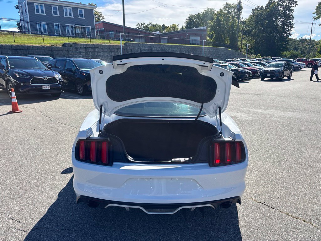 Used 2016 Ford Mustang GT Premium w/ Equipment Group 401A RWD image 6