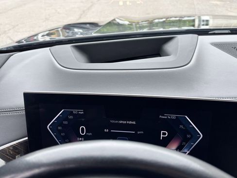 Used 2024 BMW X5 xDrive40i w/ Premium Package AWD/4WD image 30