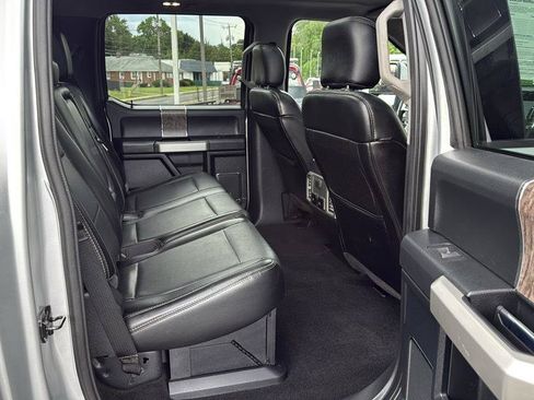 Used 2017 Ford F250 Lariat w/ Lariat Ultimate Package AWD/4WD image 8