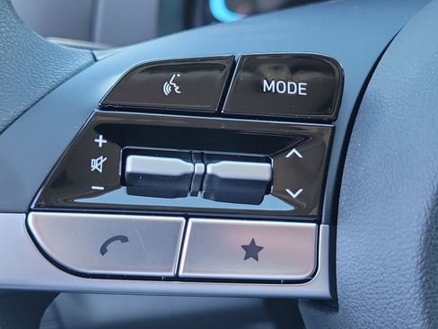 New 2026 Hyundai Elantra SE image 8