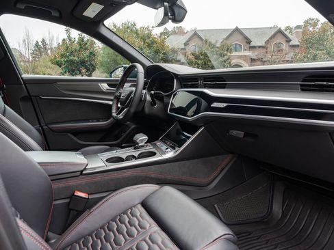 Used 2022 Audi RS 6 image 35