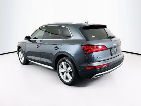 Used 2019 Audi Q5 2.0T Premium Plus w/ Premium Plus Package AWD/4WD image 5