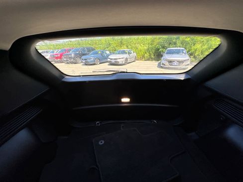 Used 2022 Ford Escape SE image 37