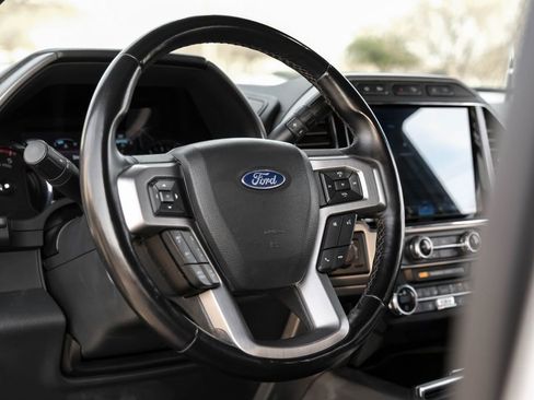 Used 2022 Ford F350 Platinum w/ FX4 Off-Road Package image 14