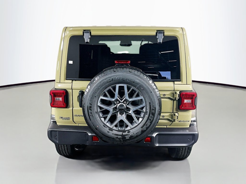 New 2026 Jeep Wrangler Unlimited Sahara AWD/4WD image 6