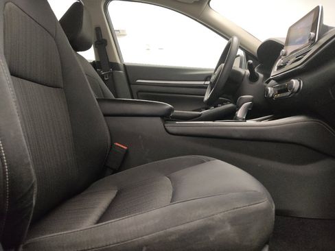 Used 2023 Nissan Altima 2.5 SV FWD image 21