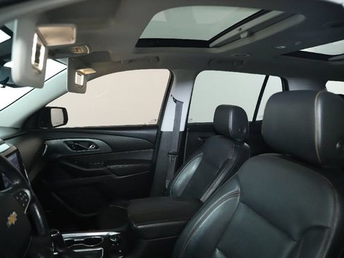 Used 2020 Chevrolet Traverse Premier w/ Redline Edition FWD image 22