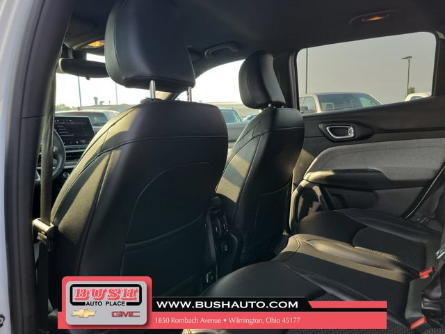Used 2024 Jeep Compass Latitude AWD/4WD image 14