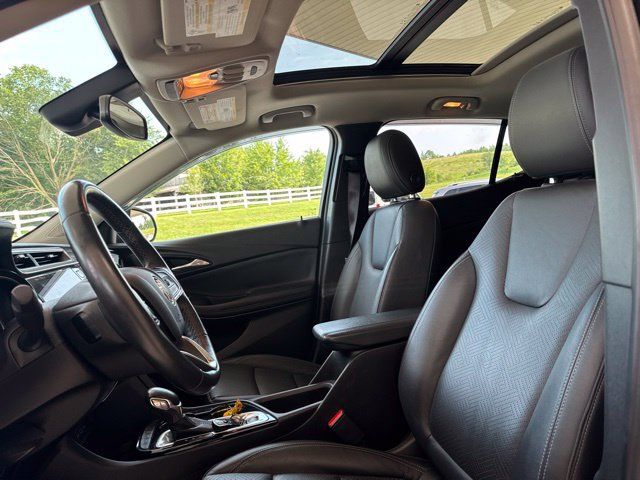 Used 2020 Buick Encore GX Essence w/ Experience Buick Package AWD/4WD image 3