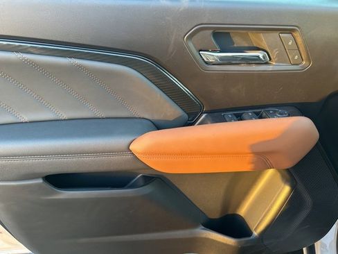 New 2026 GMC Canyon AT4 image 16