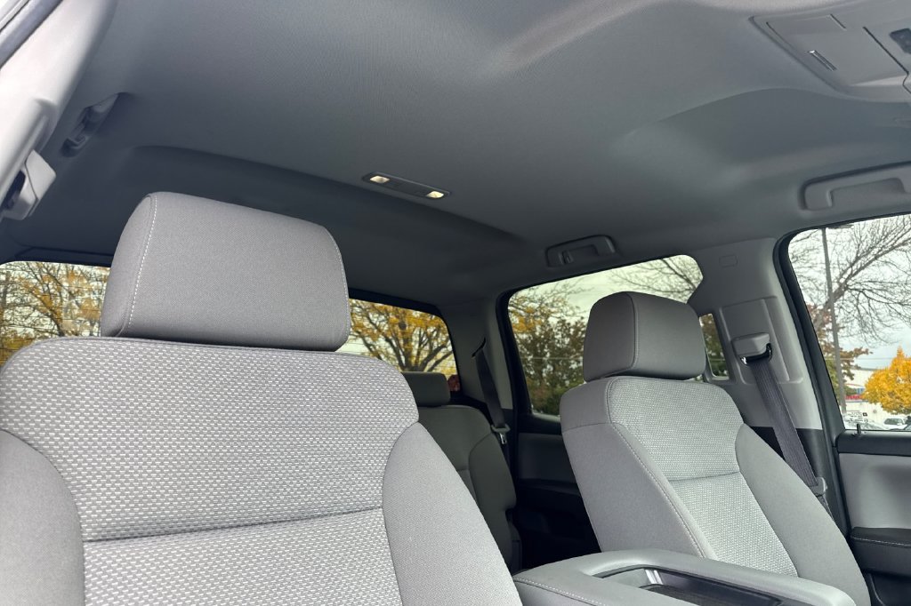 Used 2017 Chevrolet Silverado 1500 LT w/ All Star Edition AWD/4WD image 21