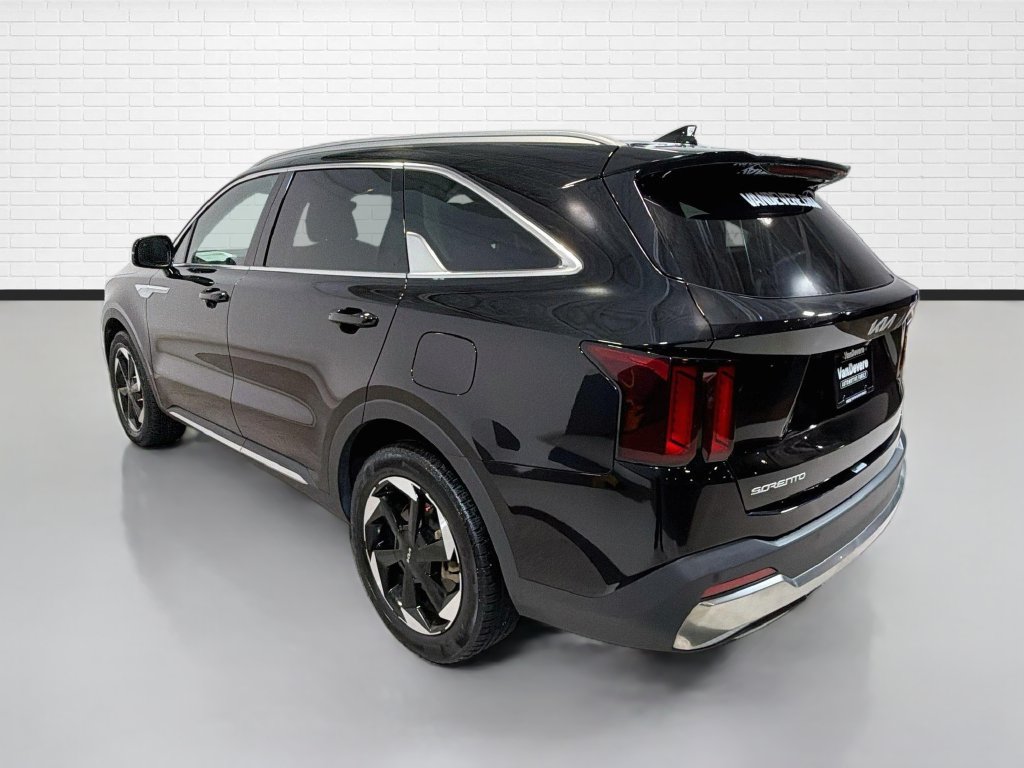 Used 2025 Kia Sorento EX AWD/4WD image 7