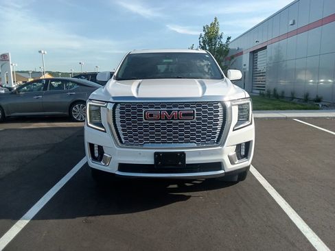 Used 2022 GMC Yukon Denali w/ Max Trailering Package AWD/4WD image 4