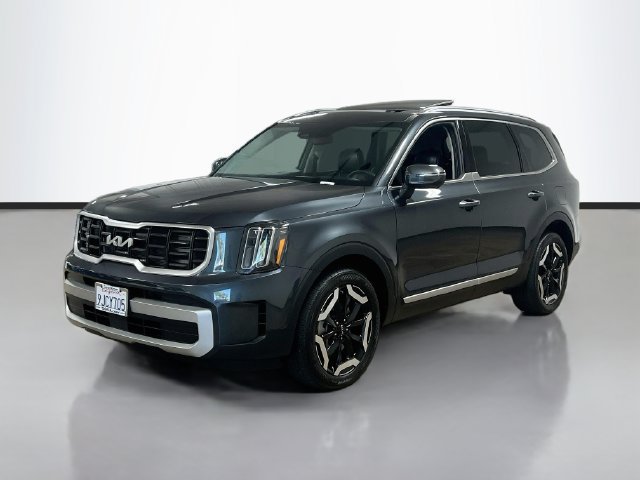 Used 2024 Kia Telluride S w/ S Sunroof Package FWD image 3