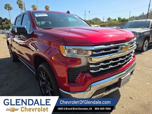 Used 2024 Chevrolet Silverado 1500 LTZ w/ LTZ Convenience Package II AWD/4WD image 9
