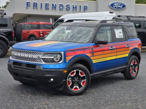 New 2025 Ford Bronco Sport Free Wheeling w/ Convenience Package image 2