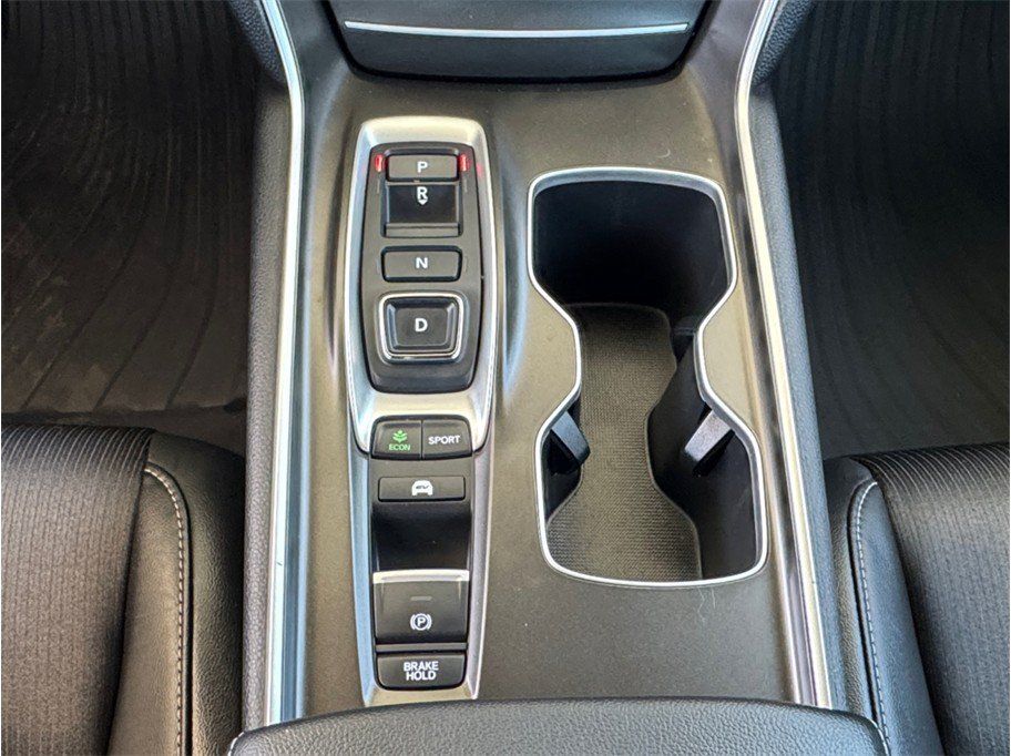 Used 2022 Honda Accord Sport image 11