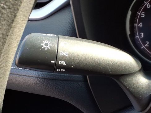 Used 2023 Toyota RAV4 LE AWD/4WD image 25