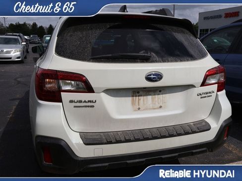 Used 2019 Subaru Outback 2.5i Limited image 16
