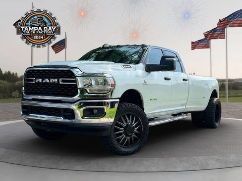 Used 2024 RAM 3500 Big Horn AWD/4WD image 1