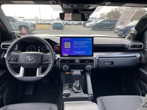 New 2025 Toyota 4Runner TRD Off-Road Premium AWD/4WD image 8