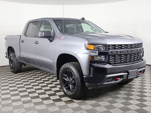 Used 2022 Chevrolet Silverado 1500 Custom Trail Boss w/ Safety Confidence Package AWD/4WD image 2