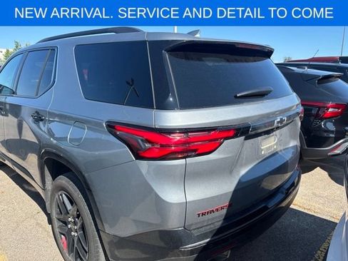 Used 2023 Chevrolet Traverse Premier w/ Redline Edition FWD image 7
