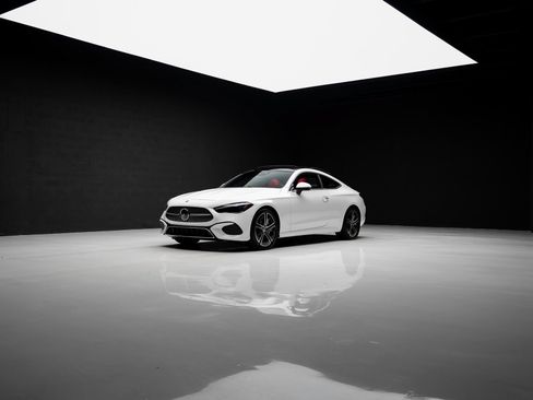 Used 2024 Mercedes-Benz CLE 300 4MATIC Coupe w/ Driver Assistance Package image 76