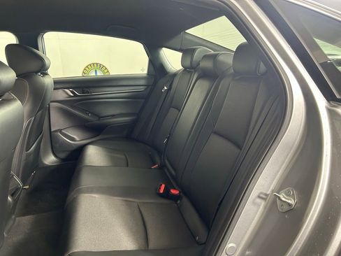 Used 2021 Honda Accord Sport image 12