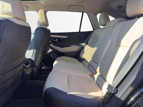 Used 2024 Subaru Outback Limited image 13