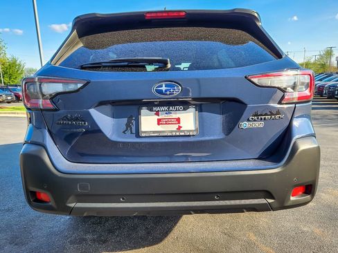 Certified 2025 Subaru Outback Onyx Edition w/ Tech Package 3 AWD/4WD image 5