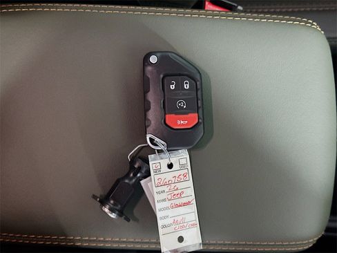 New 2026 Jeep Gladiator Mojave w/ Technology Group image 20