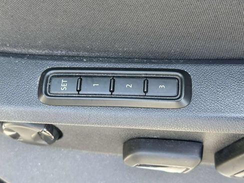 Used 2021 Volkswagen Atlas SEL Premium AWD/4WD image 25