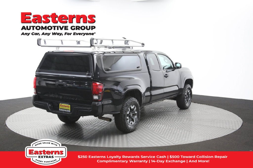 Used 2023 Toyota Tacoma SR AWD/4WD image 42