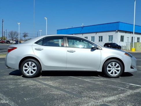 Used 2019 Toyota Corolla LE image 6