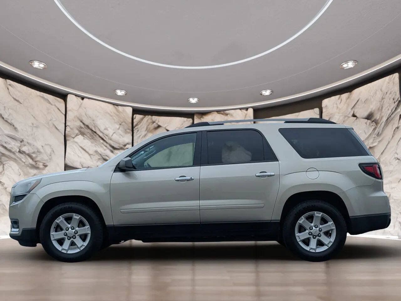 Used 2013 GMC Acadia SLE FWD image 5