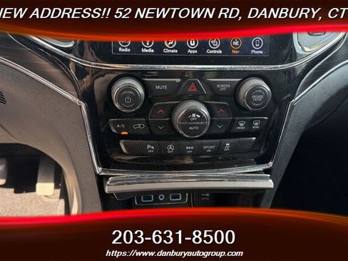 Used 2019 Jeep Grand Cherokee Limited AWD/4WD image 19