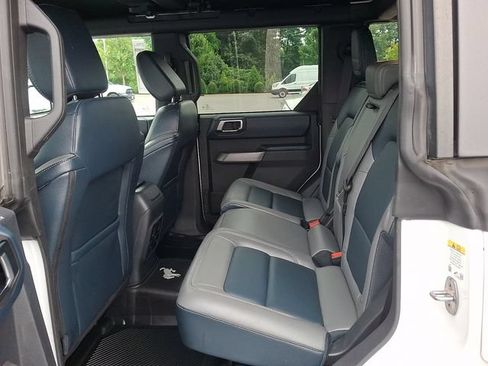 Used 2023 Ford Bronco Outer Banks AWD/4WD image 8