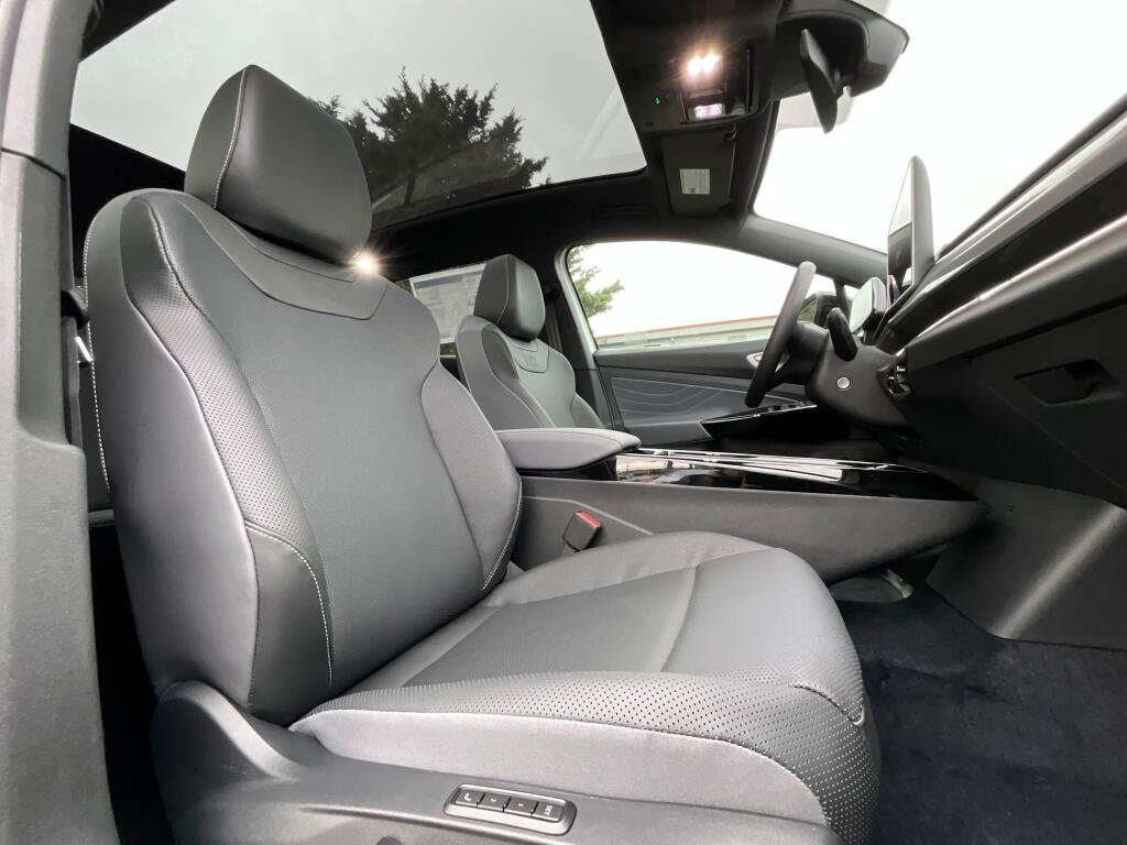 New 2026 Volkswagen ID.4 Pro S AWD/4WD image 13
