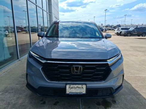 Used 2025 Honda CR-V EX-L image 3