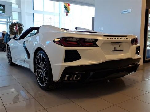 New 2026 Chevrolet Corvette Stingray Convertible w/ 1LT image 3